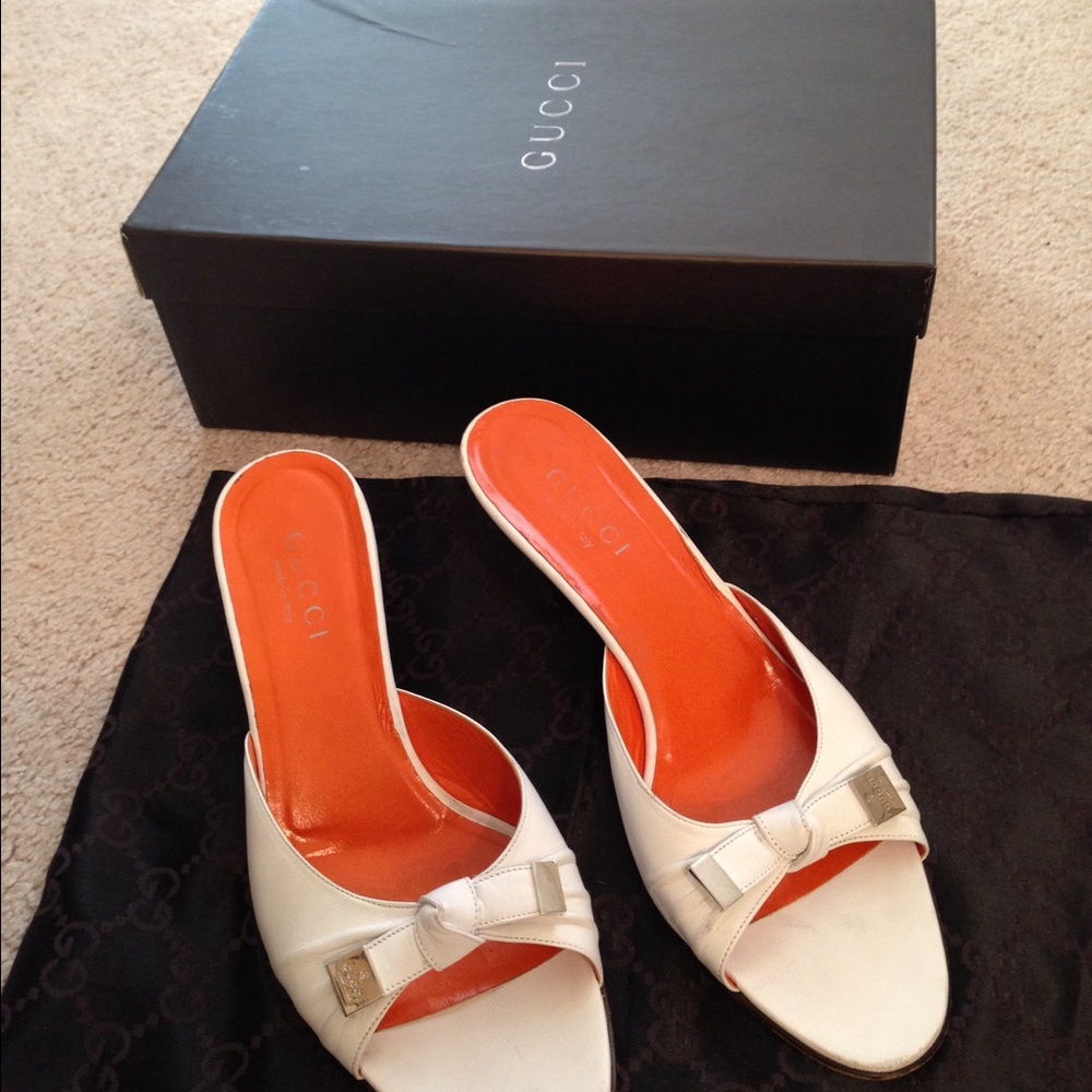 Gucci White and Orange Mules